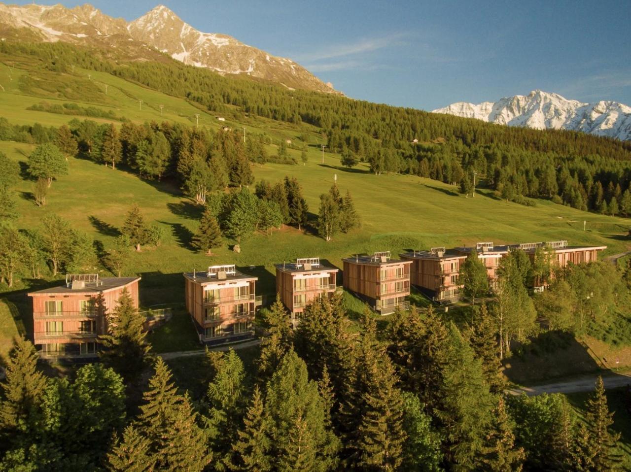 L'Aiguille Grive Chalets Hotel Les Arcs  Екстериор снимка